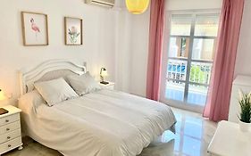 Amplio apartamento junto al mar